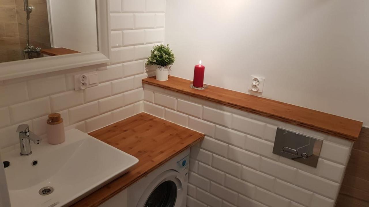 Apartament Verona Apartment ลูบลิน ภายนอก รูปภาพ